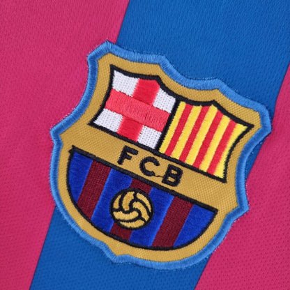 FC Barcelona 05/06 Home Jersey (Retro)